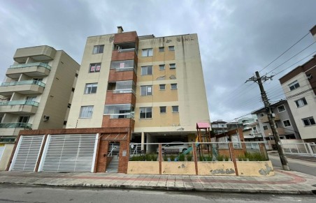 Apartamento com 2 quartos em Pagani, Palhoça